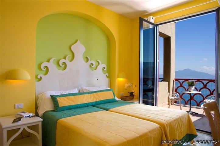 Hotel Minerva Sorrente Chambre photo